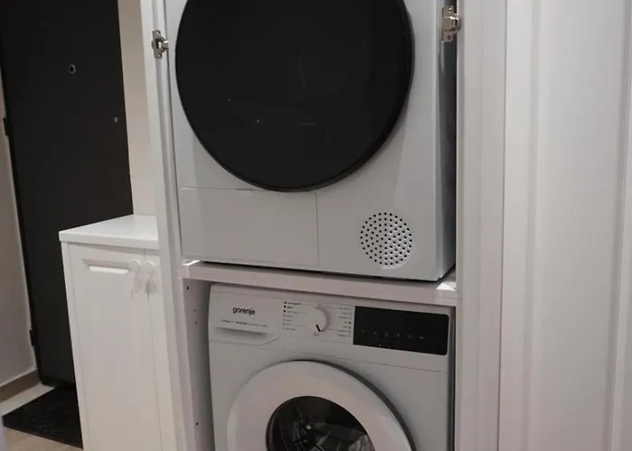 Ionian Blue 5 Daire *