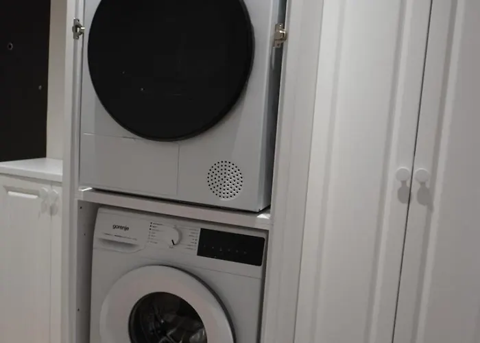 Ionian Blue 5 * Himarë